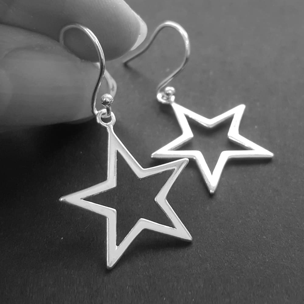 open star silver earrrings 