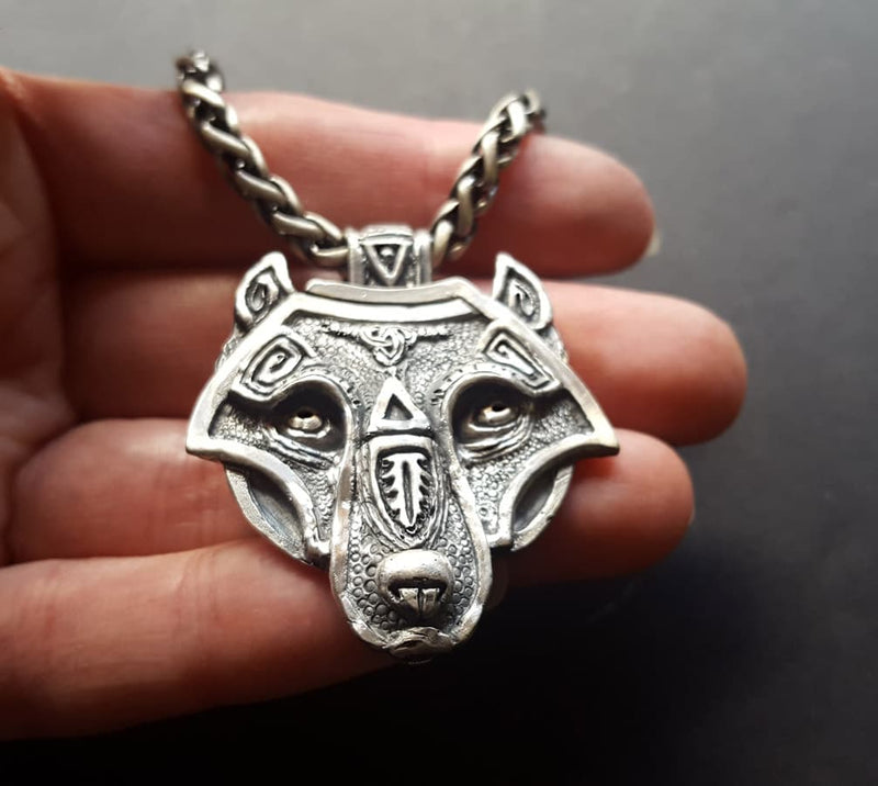 alternative jewellery, viking wolf necklace