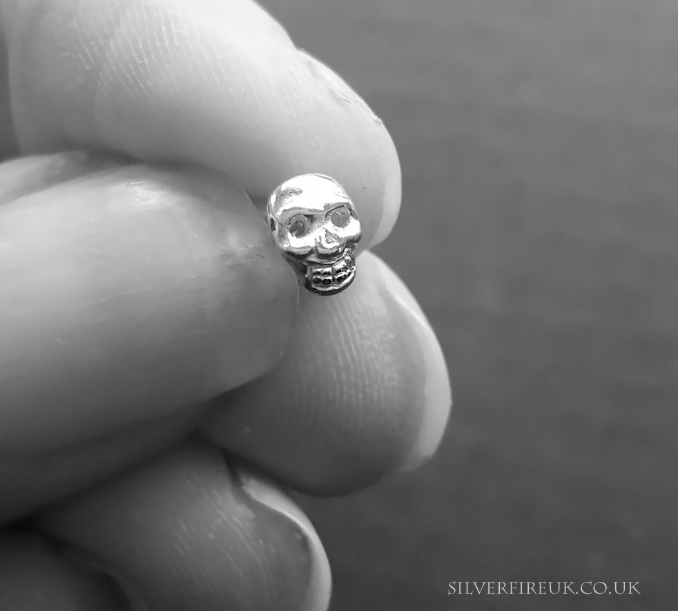tiny skull earrings | skull jewellery